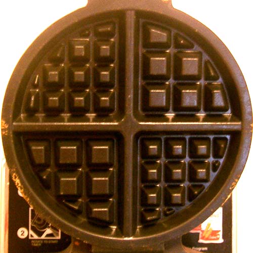 a waffle iron with square squares